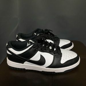 Nike Panda Dunk Low